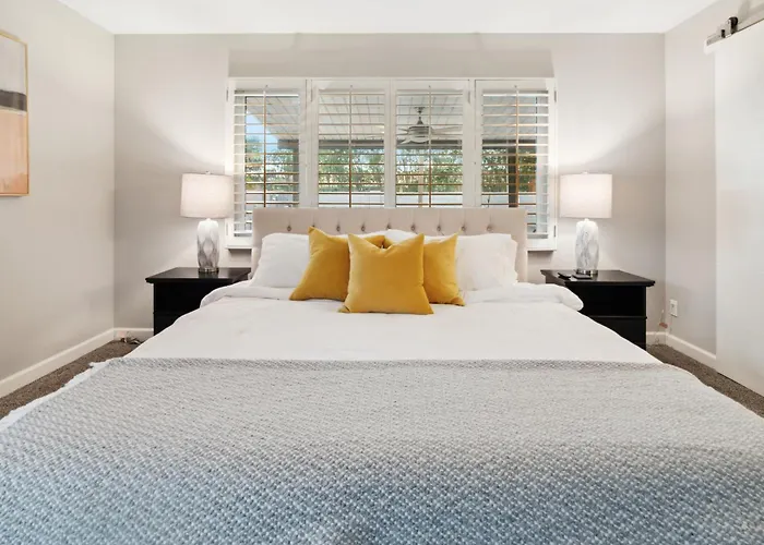 Spacious Scottsdale Retreat With Pool Ferienhaus Tempe
